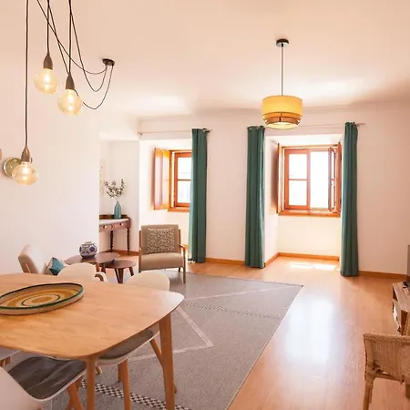 Flh Alfama Flat With River View * Lizbona